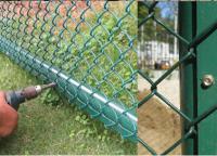 體育場圍網和勾花護欄網一樣嗎？